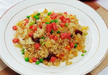 五彩蛋炒饭
