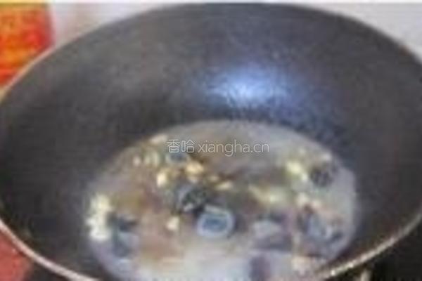 上汤皮蛋菠菜的做法图解6