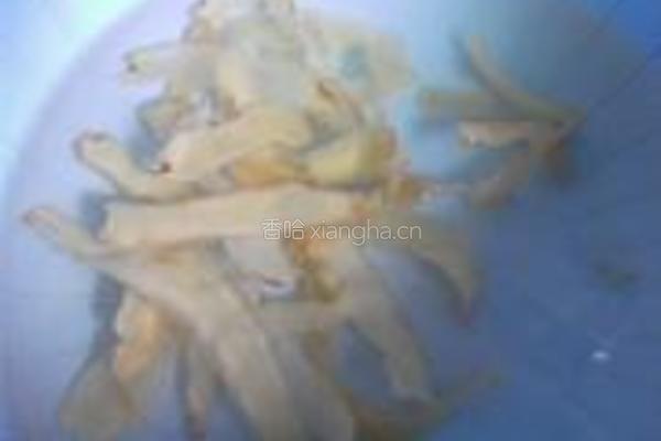 玉竹无花果煲鲫鱼的做法图解2
