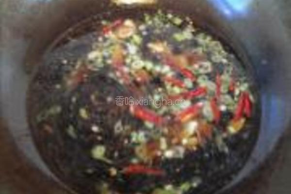 小鱼虾贴饼的做法图解8