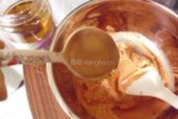 小米胡萝卜蛋糕的做法图解2