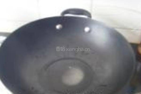 黑木耳炒蒜苗的做法图解2