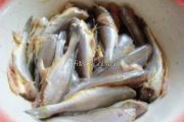 香煎小黄花鱼的做法图解3