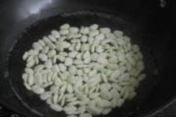洋扁豆烧茄子的做法图解2