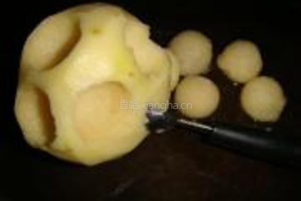 拔丝土豆球的做法图解2