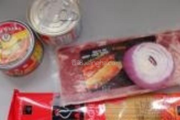 培根金枪鱼意面的做法图解1