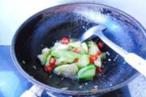 红椒丝瓜的做法图解8