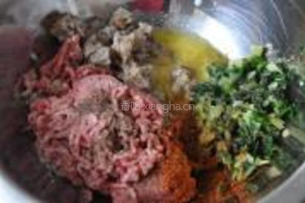 牛肉圆子菌奶油汁的做法图解3