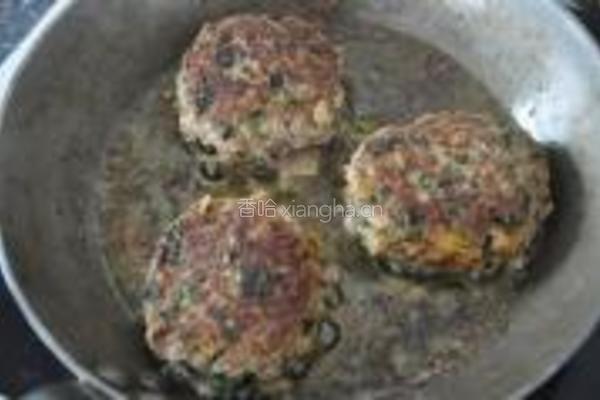 牛肉圆子菌奶油汁的做法图解4