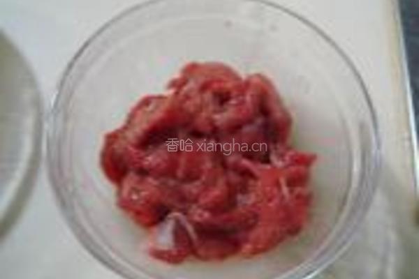 桃仁山药炒牛肉的做法图解1