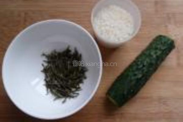 绿茶黄瓜米糊的做法图解1