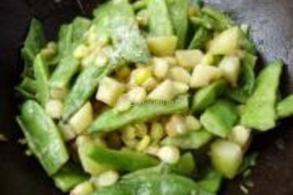 玉米粒土豆烧豆角的做法图解10