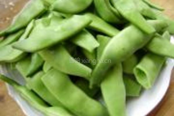 玉米粒土豆烧豆角的做法图解1