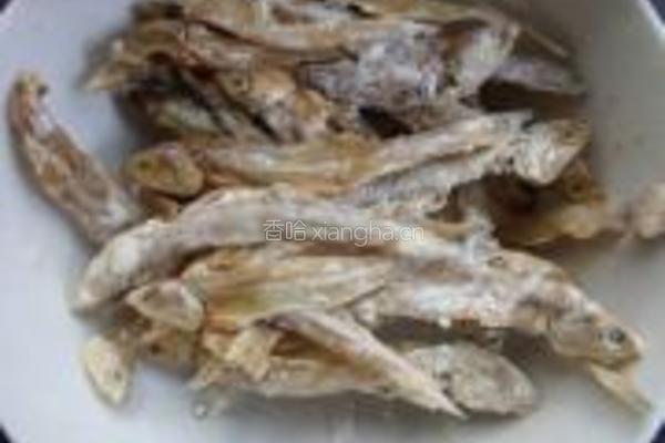 鱼干小炒水晶皮的做法图解5