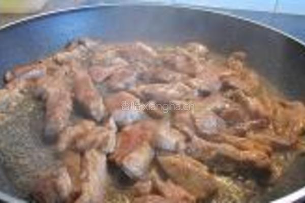 茴香头炒羊肩肉的做法图解5