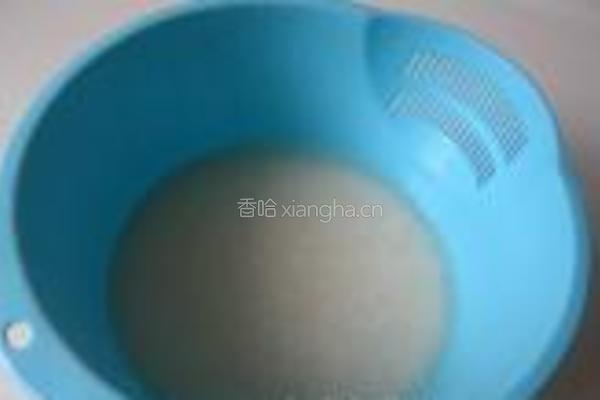 腊肉豌豆煲仔饭的做法图解5