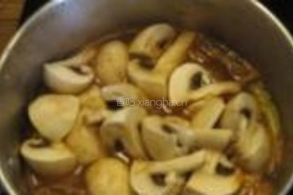 蘑菇焖牛肉的做法图解10