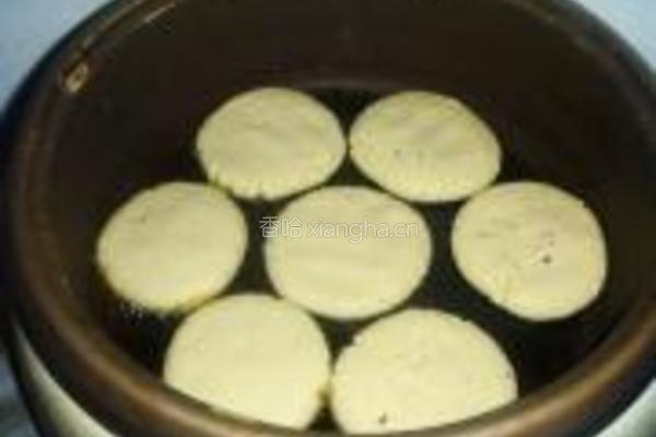 香煎黄米豆沙饼的做法图解8