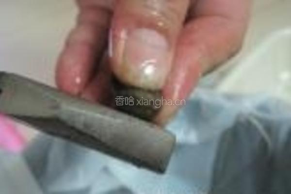 香辣田螺的做法图解5