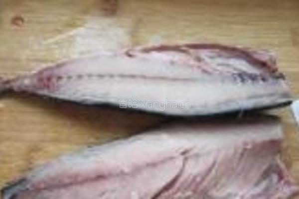 鲅鱼豆腐饺的做法图解1