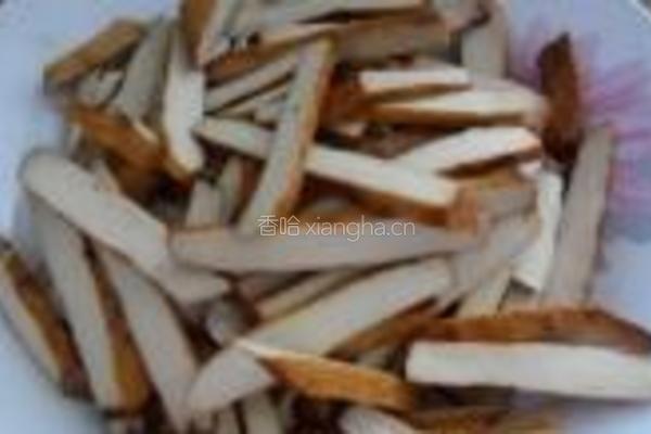 青椒炒豆腐干的做法图解2