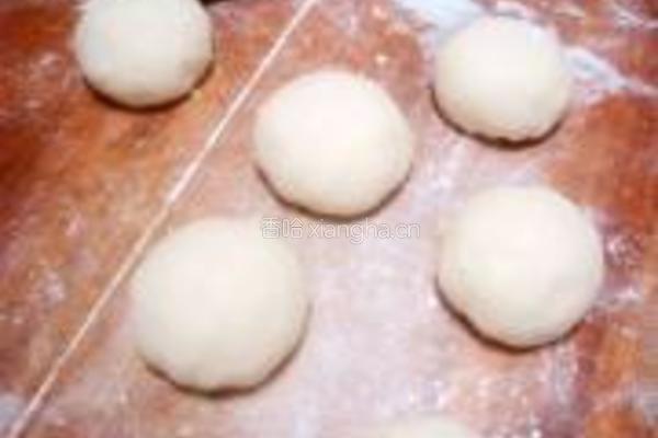 猪肉莲藕馅饼的做法图解7