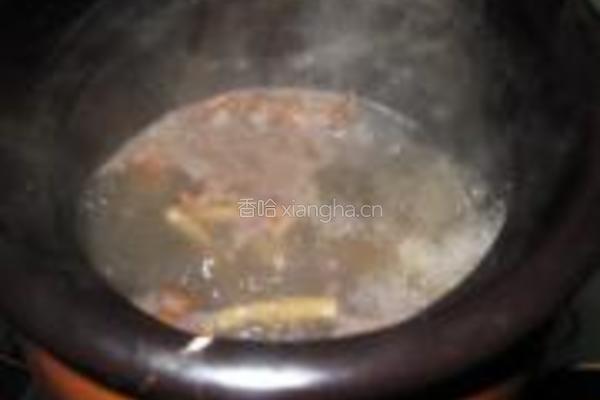 猪横脷瘦肉煲淮山的做法图解5