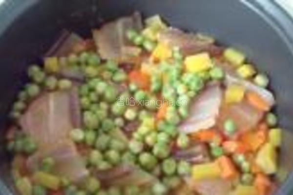 腊肉胡萝卜焖饭的做法图解12