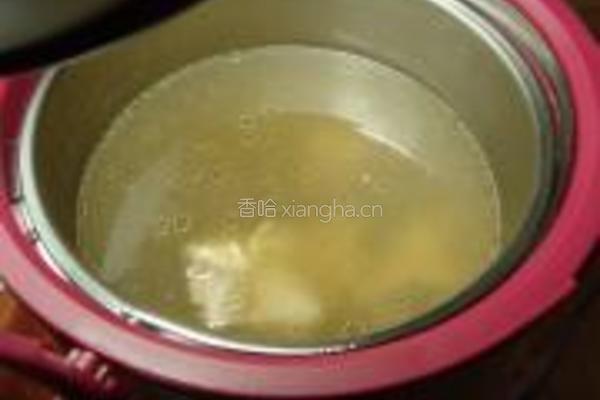 花旗参田七猪肉汤的做法图解5
