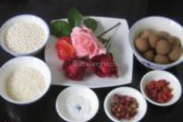 玫瑰花桂圆粥的做法图解1