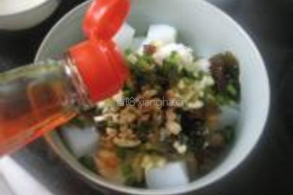 皮蛋榨菜拌凉粉的做法图解6