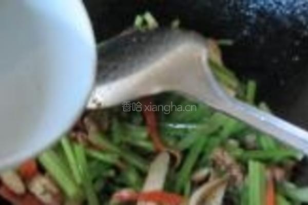三丝炒芹菜的做法图解13