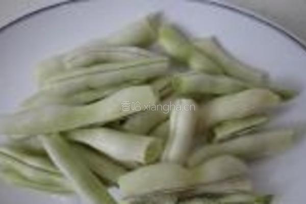 芸豆芋头炖排骨的做法图解2