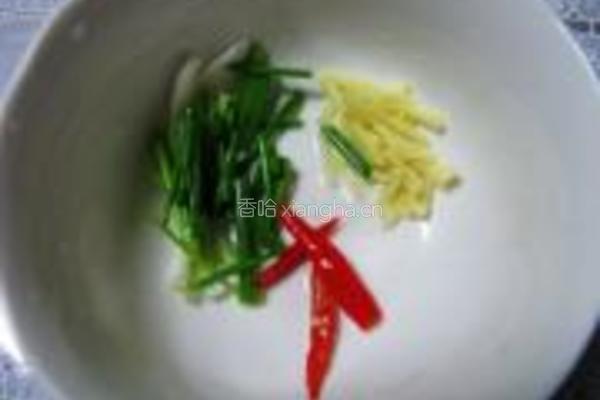 水煮河虾的做法图解2