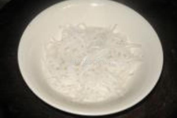 巢湖银鱼球的做法图解1