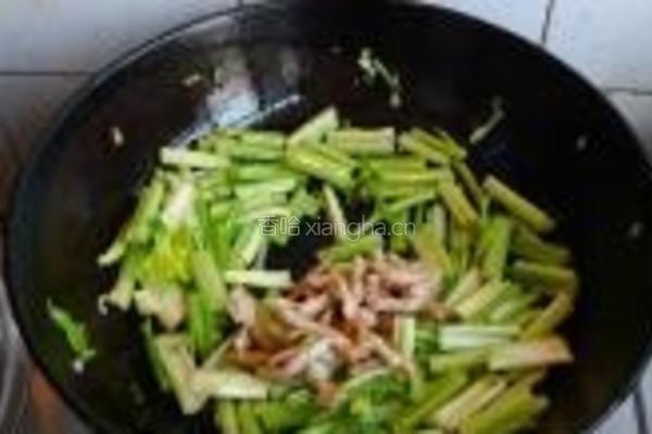 酱炒芹菜肉丝的做法图解5