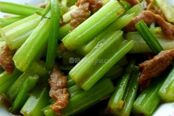 酱炒芹菜肉丝