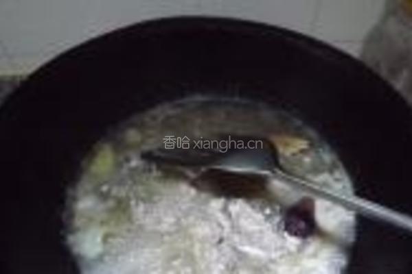 红酒排骨鹌鹑蛋的做法图解6