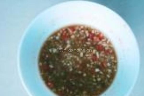 自制鸡精拌小葱豆腐的做法图解6