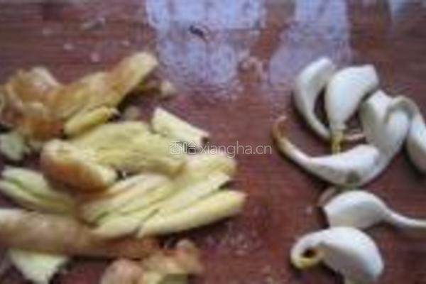 土豆烧牛肉的做法图解4
