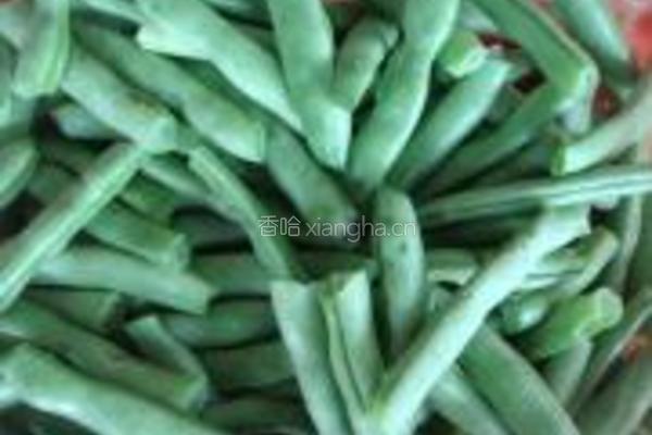 扁豆炒鸡胗的做法图解2