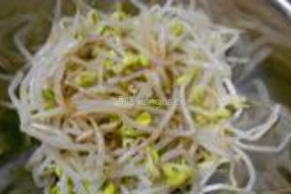 凉拌黄豆芽的做法图解3