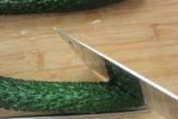 蓑衣黄瓜的做法图解3
