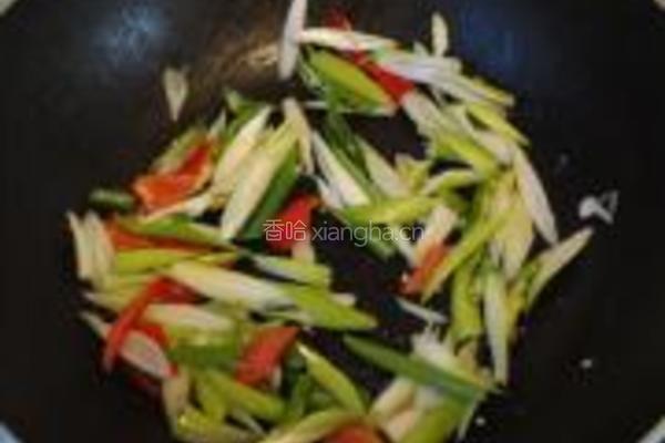 大葱炒豆丹的做法图解6