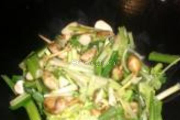 蒜苗芹菜炒慈菇的做法图解5