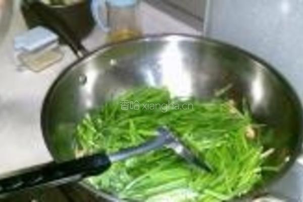 北极虾炒韭菜的做法图解5