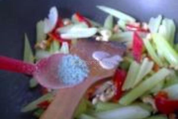 腰果炒芹菜的做法图解8