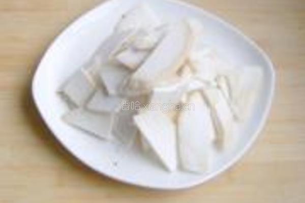 杏鲍菇双椒炒鸡丝的做法图解2