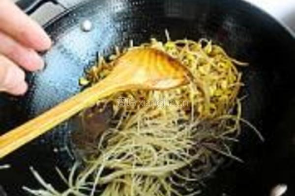 黄豆芽炒粉丝的做法图解8