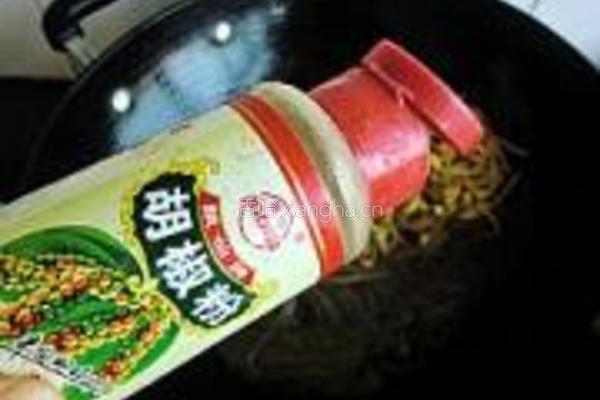 黄豆芽炒粉丝的做法图解9